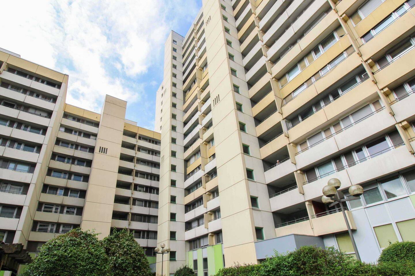 Квартира с 2 спальнями в Boblingen, Германия № 273928