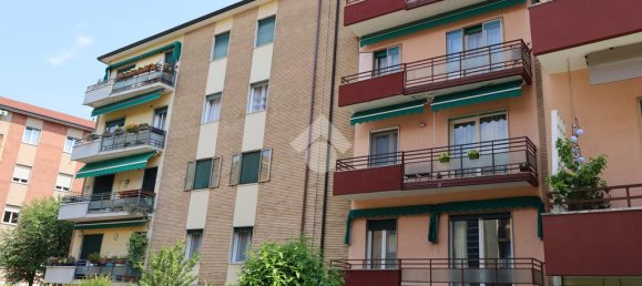 3 bedrooms Apartment in Vicenza, Italy No. 353950 3