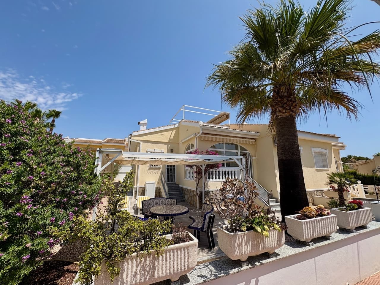 Casa de 3 dormitorios en Ciudad Quesada, Spain No. 186361