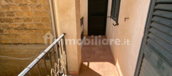 2 غرف نوم شقة في Mazzarino, Italy رقم 354836 10