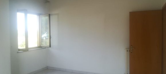 Apartamento de 4 divisões em Marano Principato, Italy N.º 129445 12
