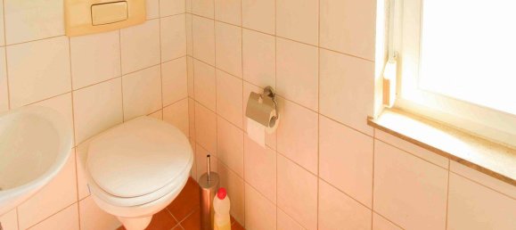 Квартира с 3 спальнями в Reutlingen, Германия № 272451 8