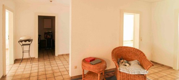 Квартира с 3 спальнями в Reutlingen, Германия № 272451 12