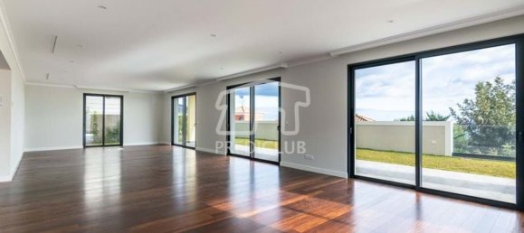 Дом с 3 спальнями в Фуншал, Португалия № 94285 3