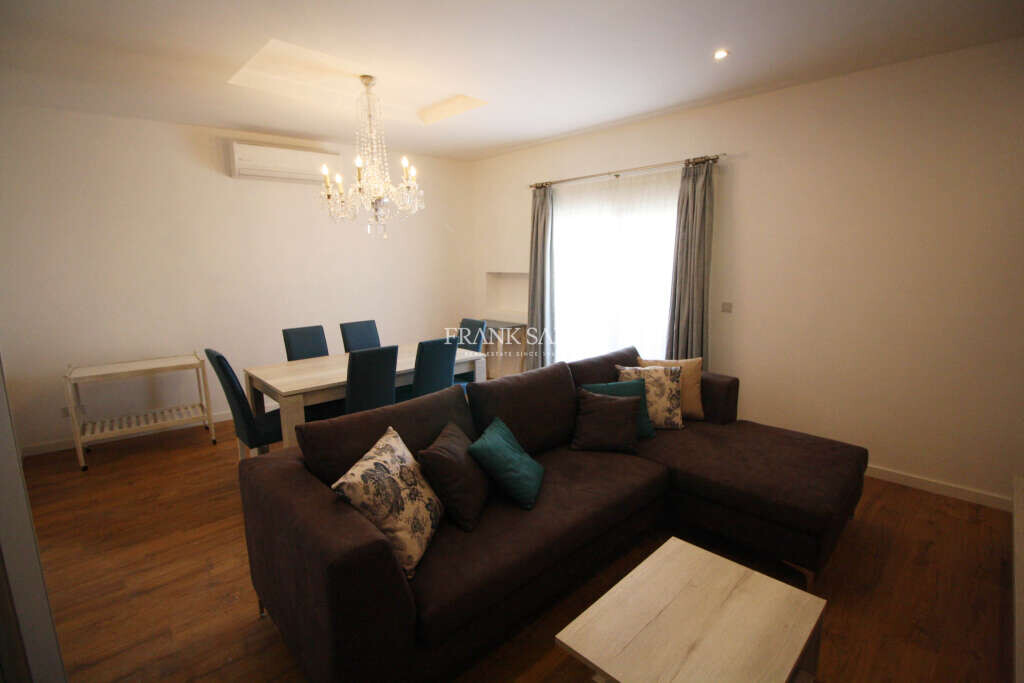 4 غرف نوم شقة في Sliema, Malta رقم 9635