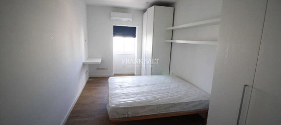 4 غرف نوم شقة في Sliema, Malta رقم 9635 9