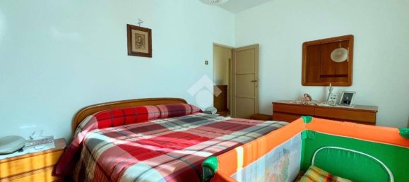 3 Schlafzimmer Haus in Udine, Italy, Nr. 52385 32