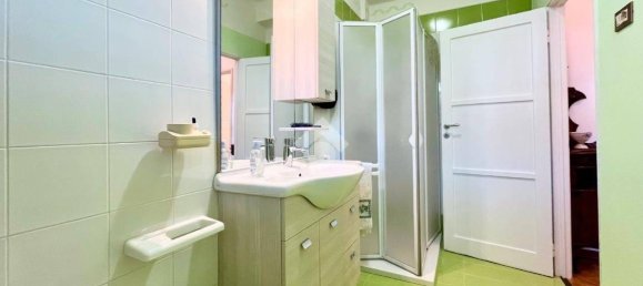 3 Schlafzimmer Haus in Udine, Italy, Nr. 52385 15