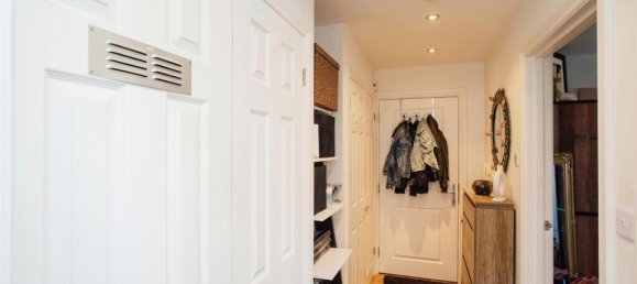 1 bedroom Apartment in Watford, United Kingdom No. 6159 5