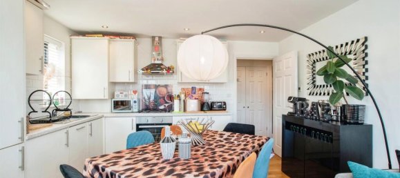 1 bedroom Apartment in Watford, United Kingdom No. 6159 17