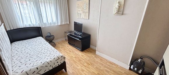 2 Schlafzimmer Haus in Villejuif, France, Nr. 293001 9