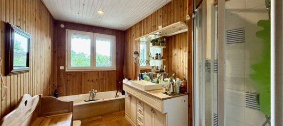 4 Schlafzimmer Haus in L'Isle-Jourdain, France, Nr. 301855 12