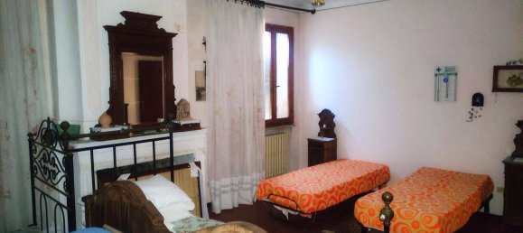 Вилла с 5 комнатами в Комаккьо, Италия № 170668 22