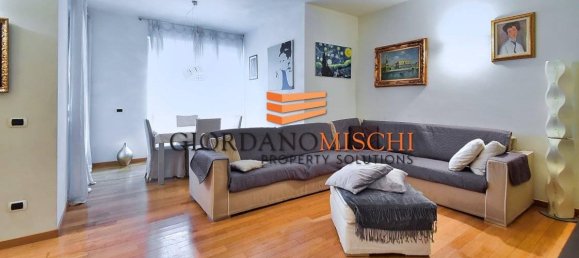 4 rooms Apartment in Monza, Italy No. 78026 3
