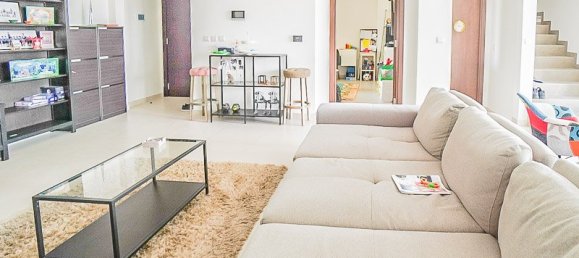 4 bedrooms Townhouse in Dubai Sports City, UAE No. 3789 4