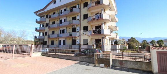 3 rooms Apartment in Montalto Uffugo, Italy No. 129291 2