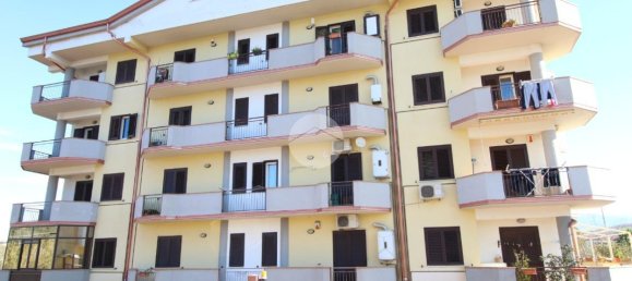 3 rooms Apartment in Montalto Uffugo, Italy No. 129291 3