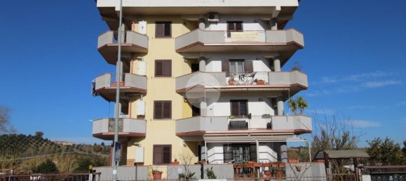 3 rooms Apartment in Montalto Uffugo, Italy No. 129291 4