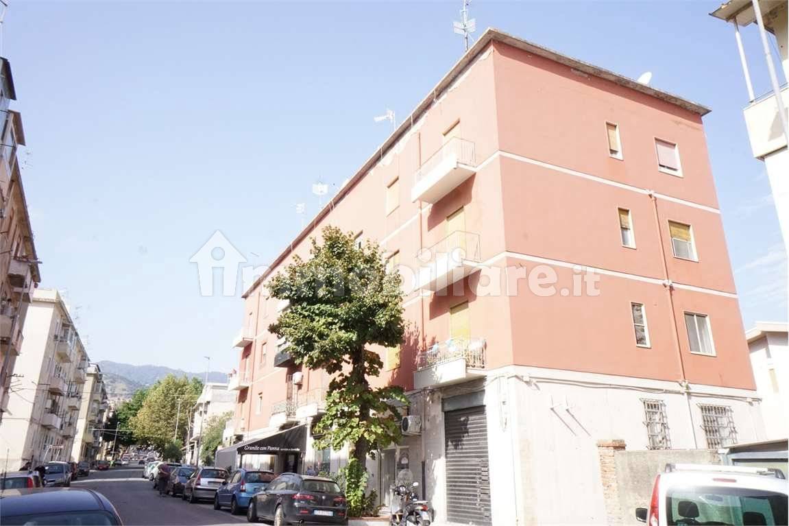 Apartamento T2 em Messina, Italy N.º 321043