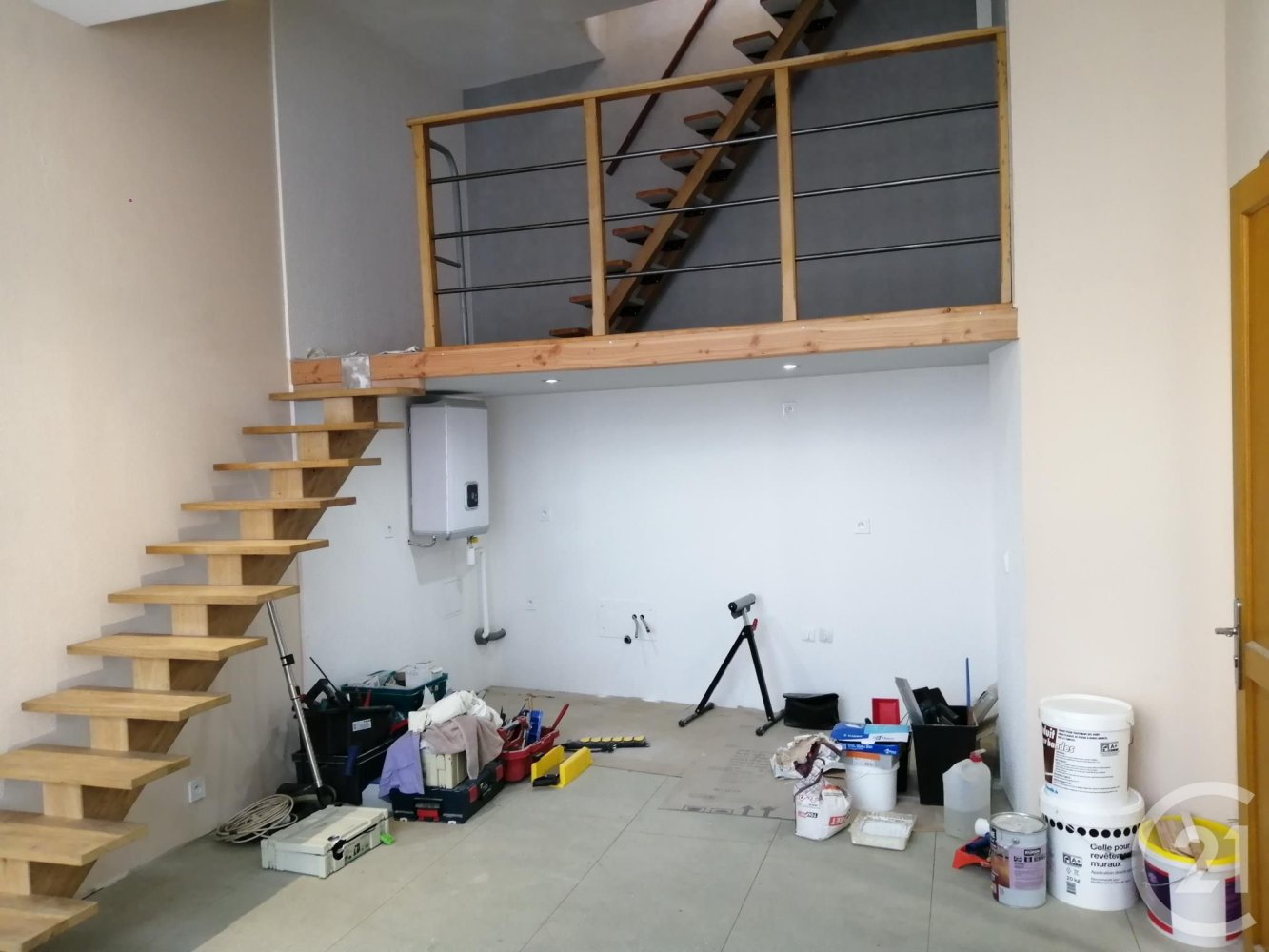 Edificio en La Chatre, France 100 m² No. 89589