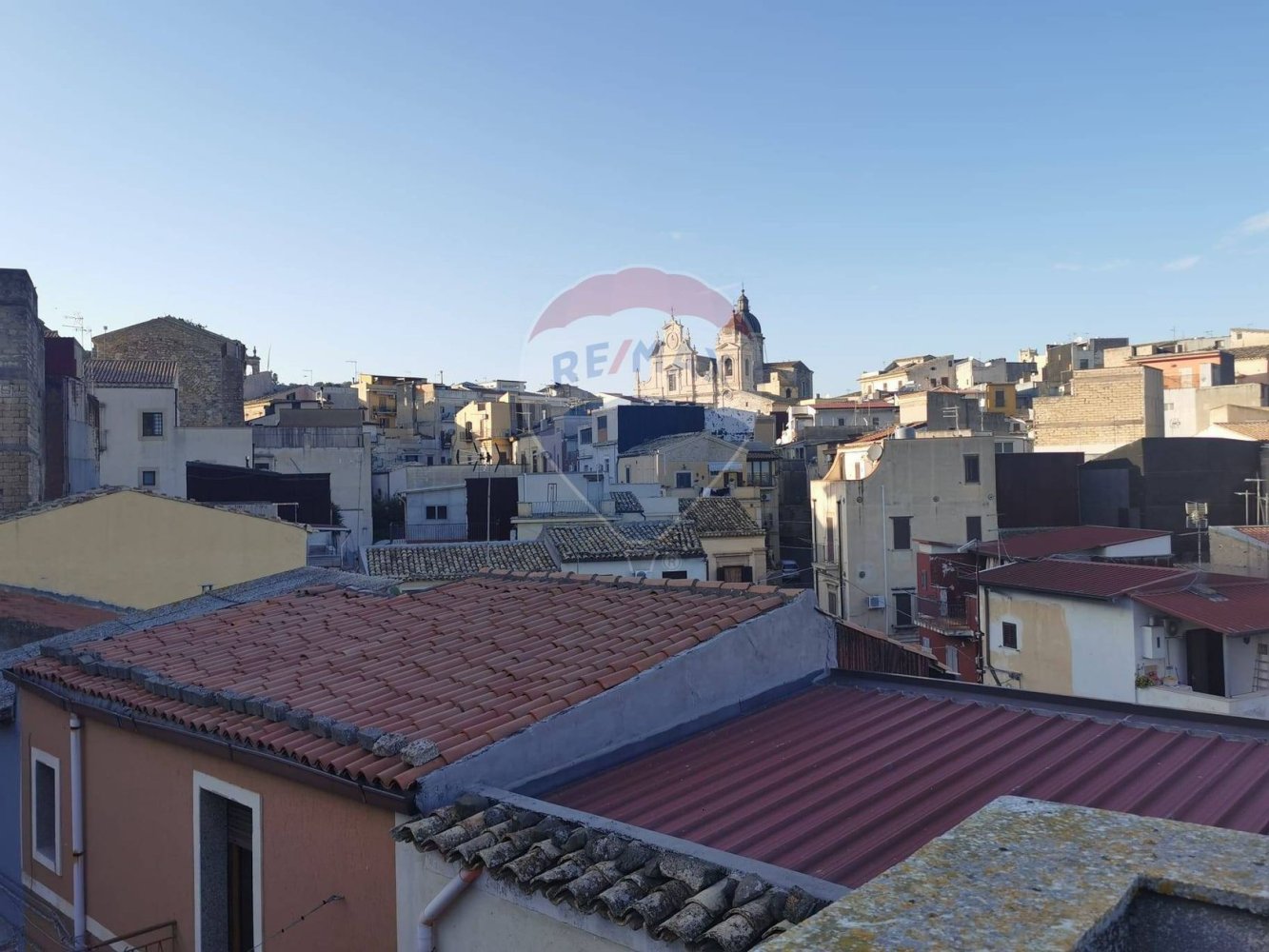 2 bedrooms House in Militello in Val di Catania, Italy No. 63972