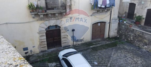 2 bedrooms House in Militello in Val di Catania, Italy No. 63972 37