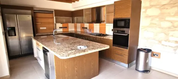 3 bedrooms Villa in Agios Tychonas, Cyprus No. 4564 8