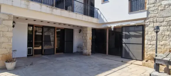 3 bedrooms Villa in Agios Tychonas, Cyprus No. 4564 11