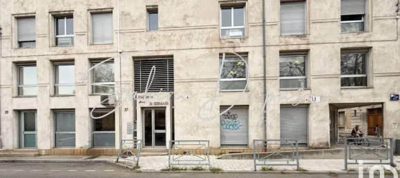 Gewerbliche Immobilie in Avignon, France 341m², Nr. 316757 6