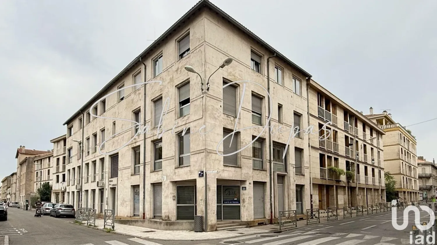 Gewerbliche Immobilie in Avignon, France 341m², Nr. 316757