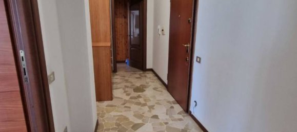 Apartamento T2 em Cesano Maderno, Italy N.º 266548 11