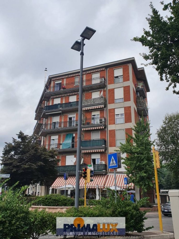 Apartamento T2 em Cesano Maderno, Italy N.º 266548