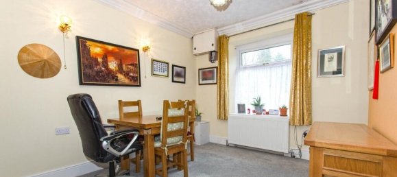  House in Aberdare, United Kingdom No. 2337 4