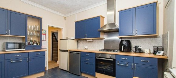  House in Aberdare, United Kingdom No. 2337 7