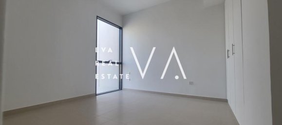 4 bedrooms Townhouse in Dubai, UAE No. 103020 3