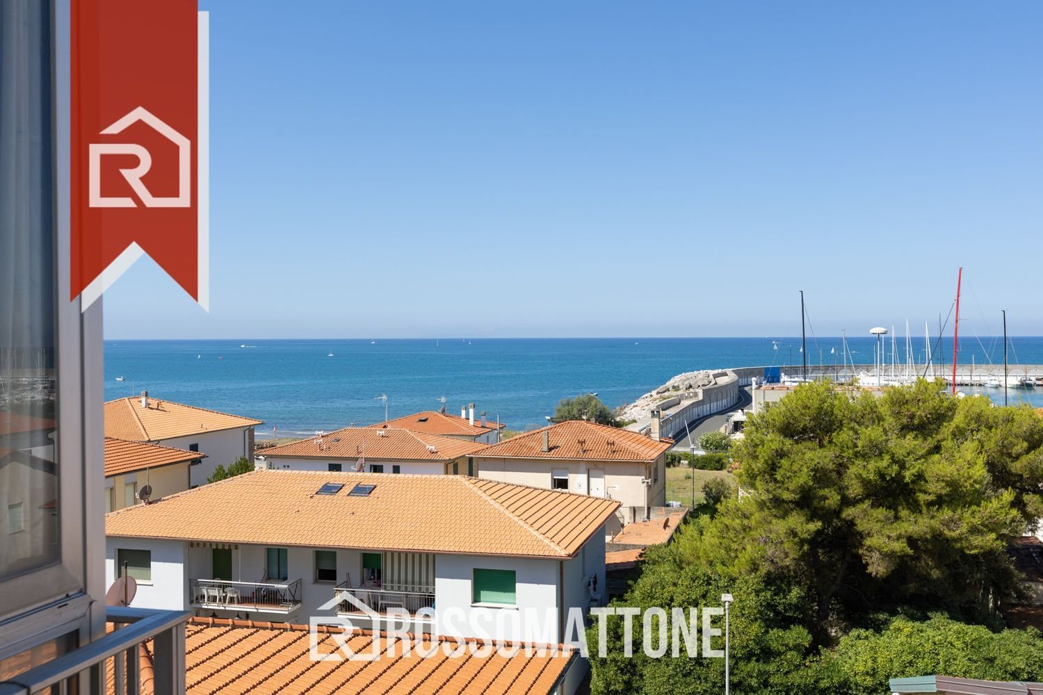 4غرفة شقة في Rosignano Marittimo, Italy رقم 300196