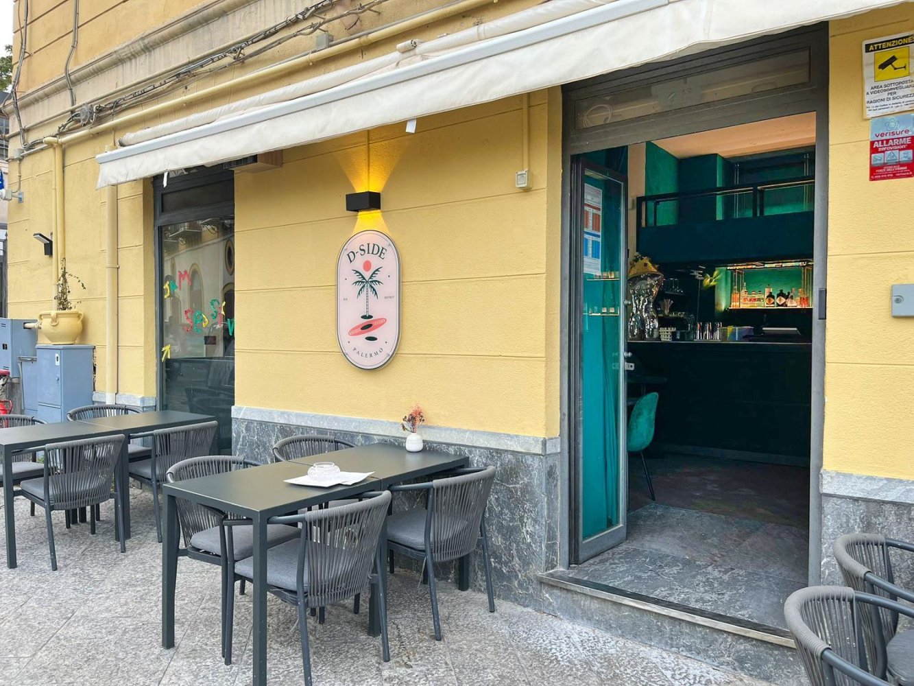 Коммерческая недвижимость 70м² в Палермо, Италия № 360282