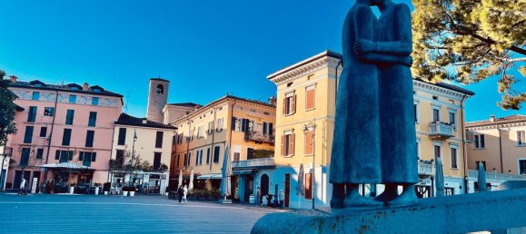 4-salle Appartement à Desenzano del Garda, Italy No. 335619 14