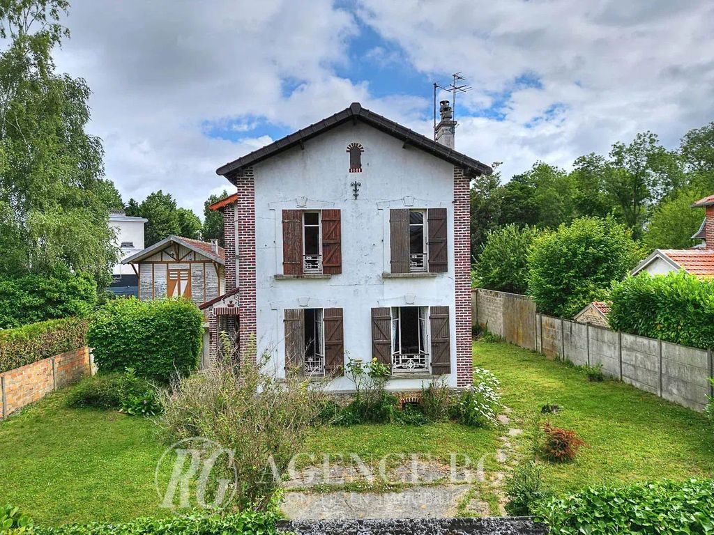 2 Schlafzimmer Haus in Vaucresson, France, Nr. 126824