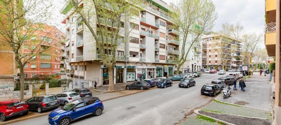 4غرفة شقة في Rome, Italy رقم 8664 40