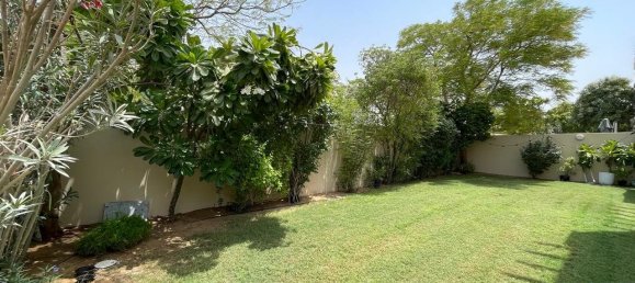 4 bedrooms Villa in Mudon, UAE No. 109320 12