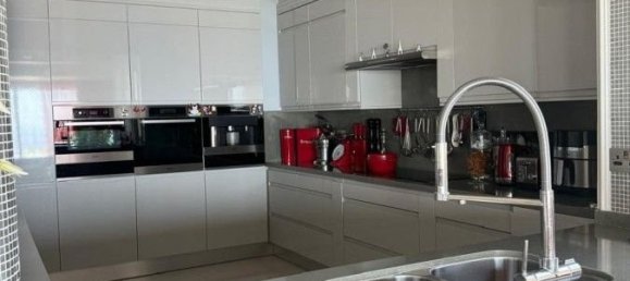 5 bedrooms Villa in Sea Caves, Cyprus No. 22720 5