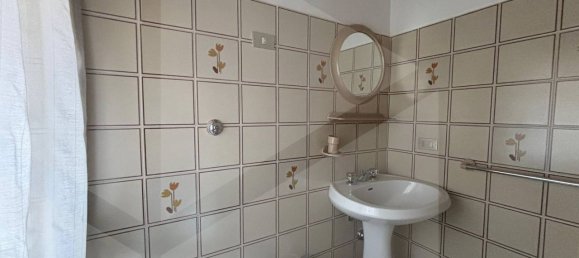 4 rooms House in San Giovanni Rotondo, Italy No. 22179 6