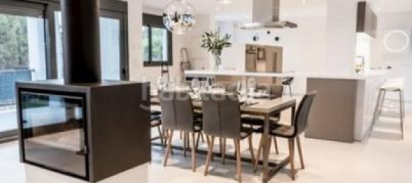 4 bedrooms House in Marbella, Spain No. 76613 17