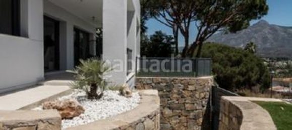 4 bedrooms House in Marbella, Spain No. 76613 11