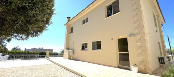 5 bedrooms Villa in Germasogeia, Cyprus No. 18206 12