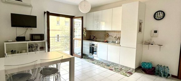 Apartamento de 3 habitaciónes en Monterotondo, Italy No. 273798 3