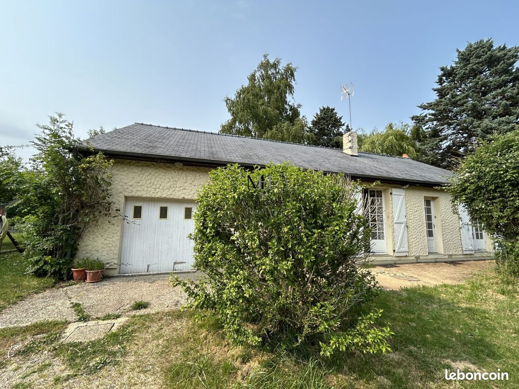 3 bedrooms House in Alencon, France No. 360135