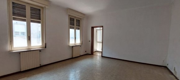 4 Schlafzimmer Haus in Casale Monferrato, Italy, Nr. 345825 8