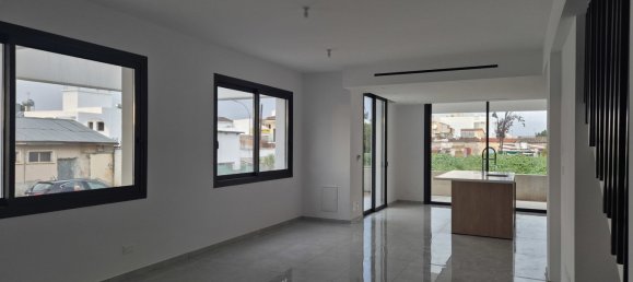 3 dormitorios adosado en venta en Lakatamia, Nicosia, Cyprus № 175033 3
